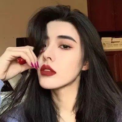三个摩登女性 在线观看封面